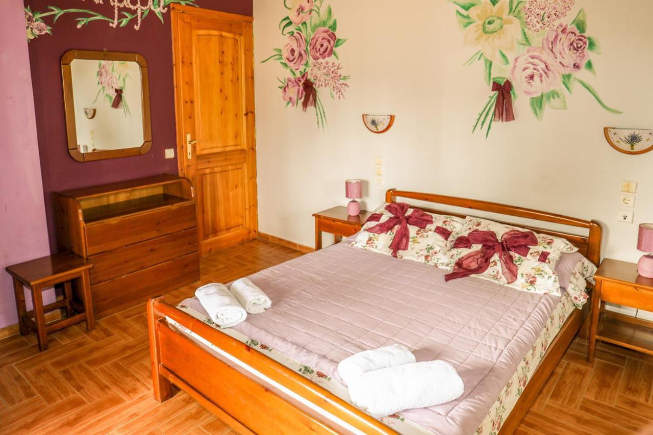 Sunset Studios & Apartments Koukounaries Ngoại thất bức ảnh