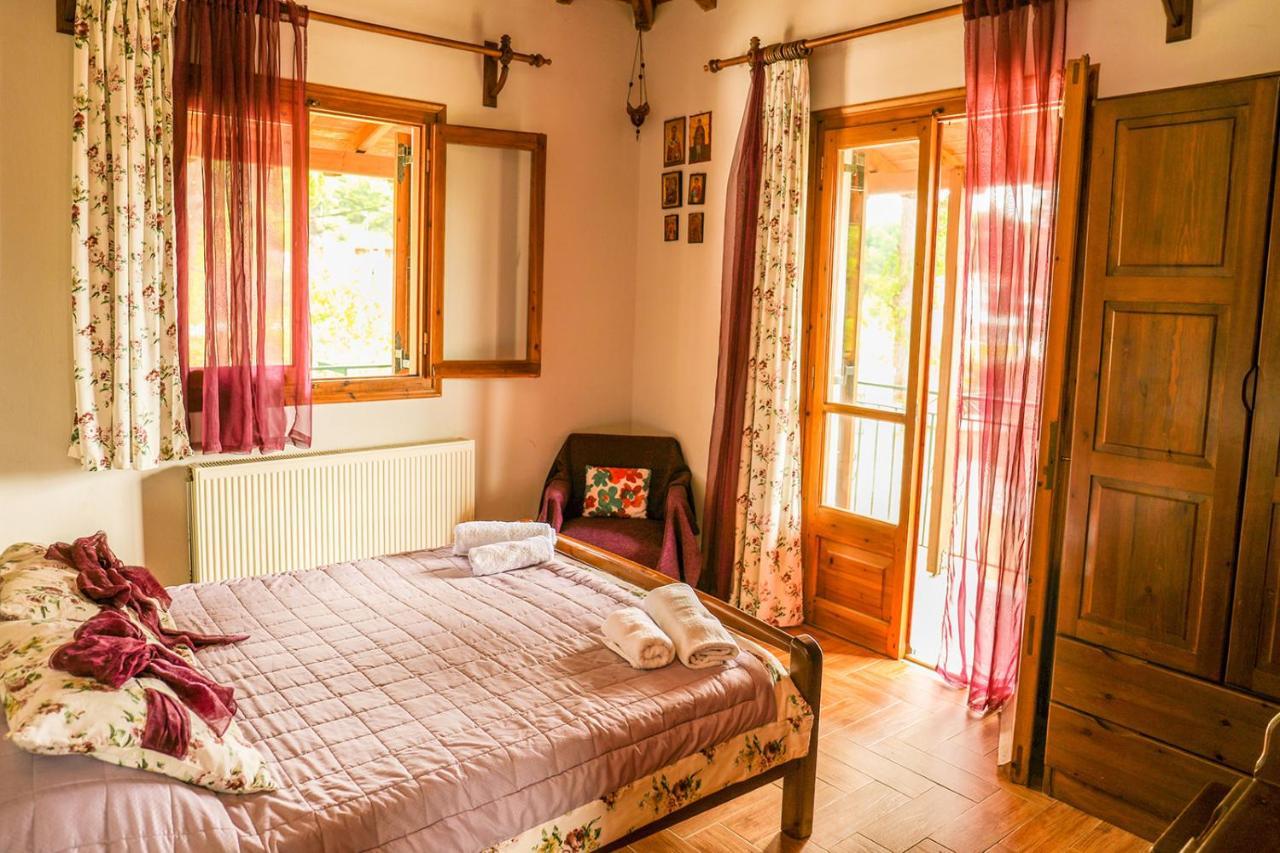 Sunset Studios & Apartments Koukounaries Ngoại thất bức ảnh