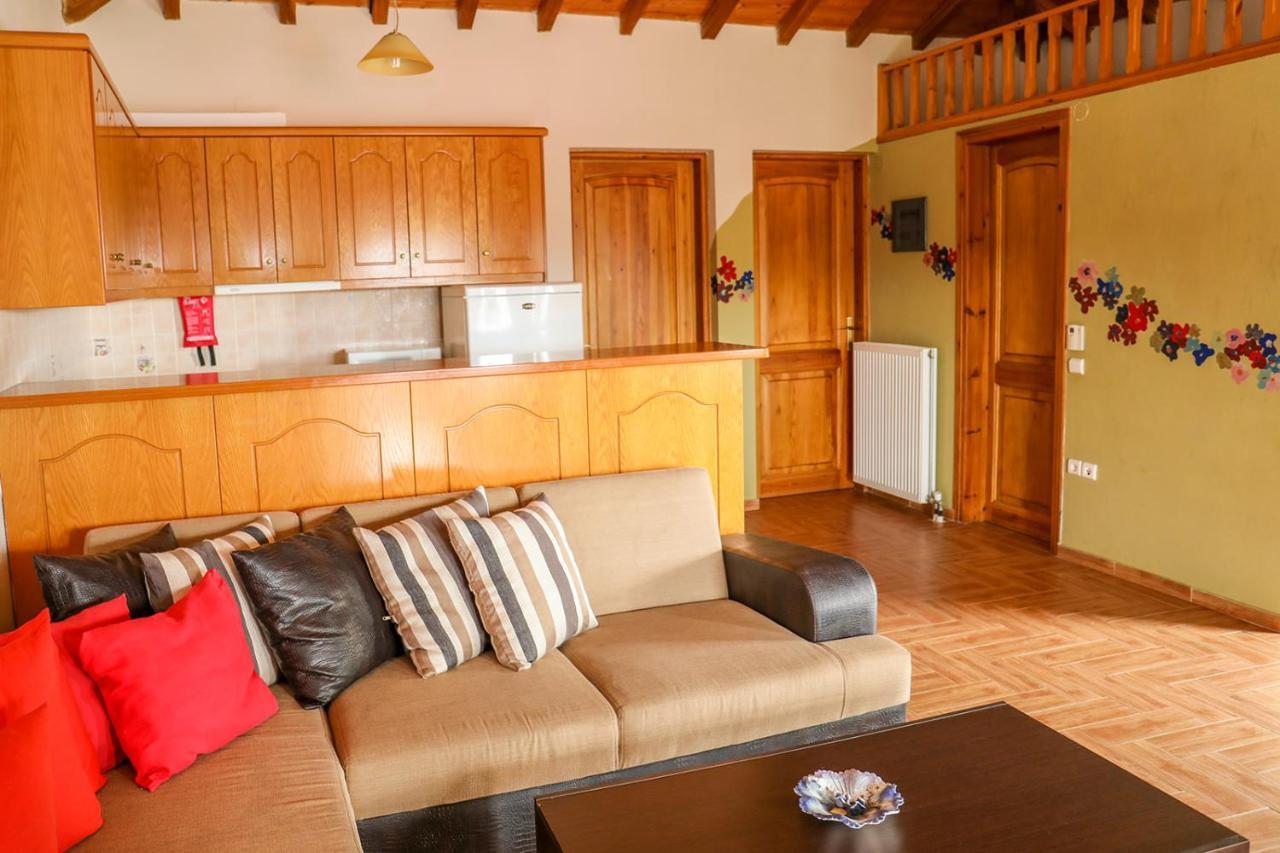 Sunset Studios & Apartments Koukounaries Ngoại thất bức ảnh