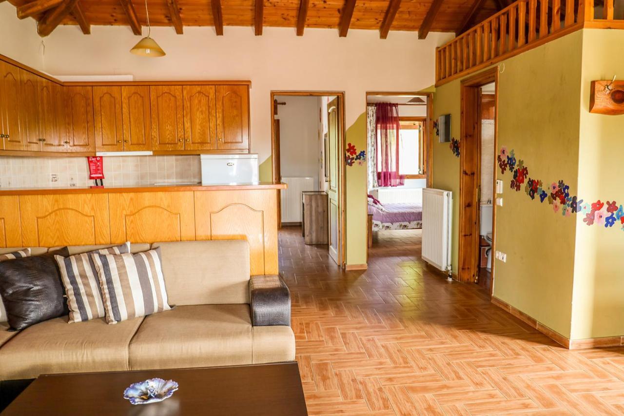 Sunset Studios & Apartments Koukounaries Ngoại thất bức ảnh