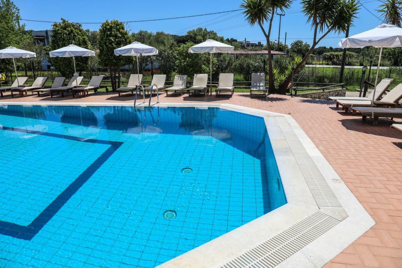 Sunset Studios & Apartments Koukounaries Ngoại thất bức ảnh